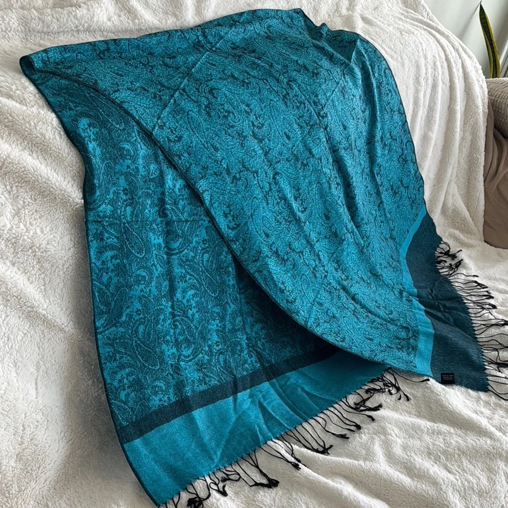 Elegant Paisley Teal Scarf